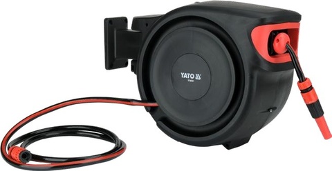 Auto retract garden hose reel