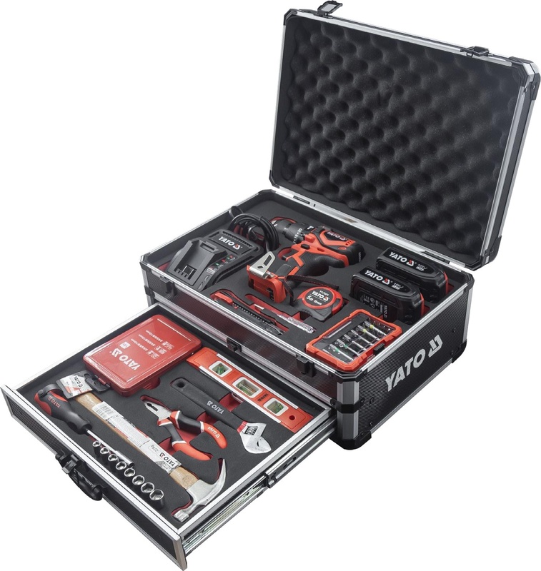 Cordless power drill set
