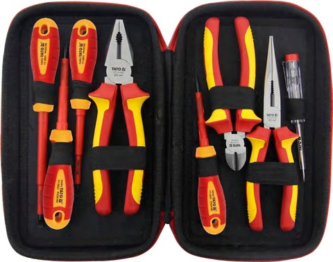 Insulated plier set