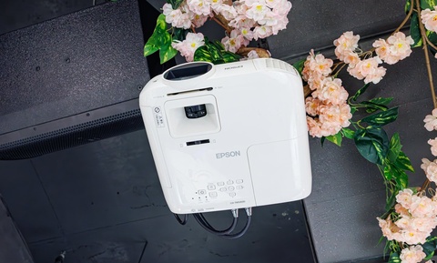 Epson EB-E01 XGA 3LCD Projector
