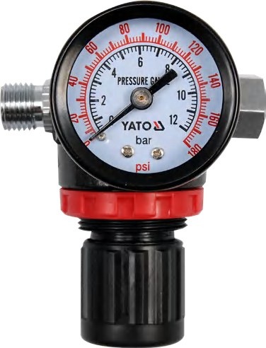 Pressure reducing valve with manometer
