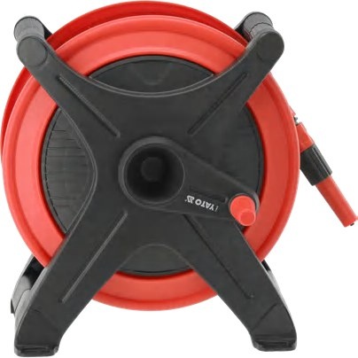 Garden hose with reel