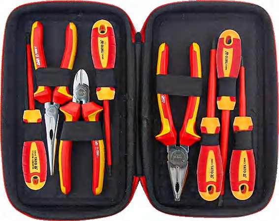 Insulated plier set