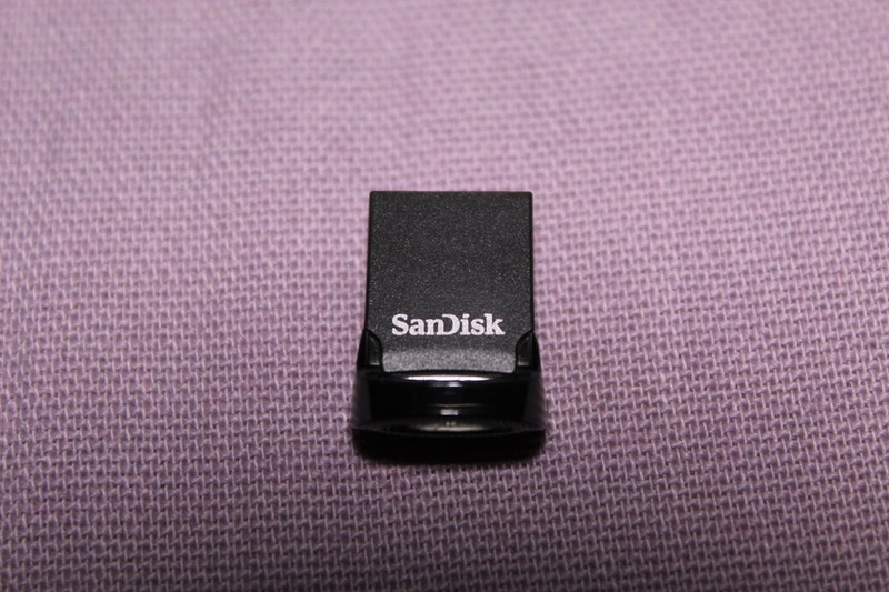 SanDisk Ultra 128GB USB 3.0 Flash Drive