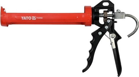 Caulking gun