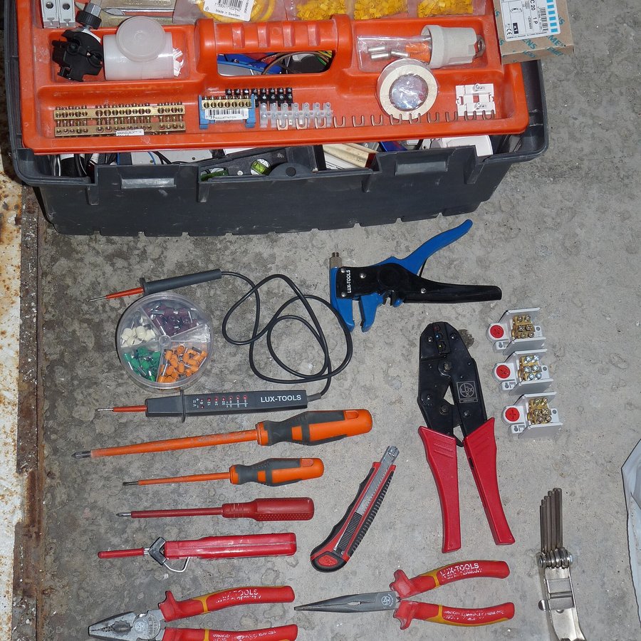 Electrician Tools